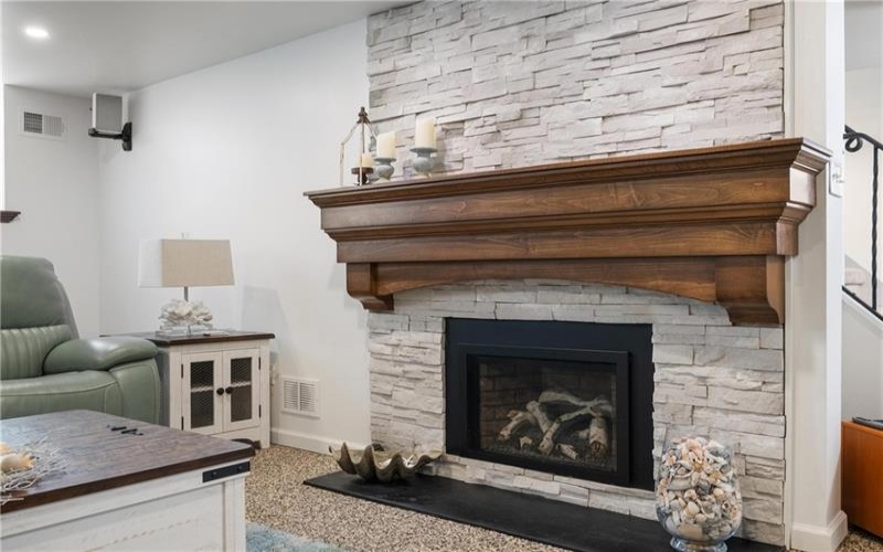 1301 Center Ave, New Kensington, 15068, 3 Bedrooms Bedrooms, 10 Rooms Rooms,3 BathroomsBathrooms,Residential,For Sale,Center Ave,1685221