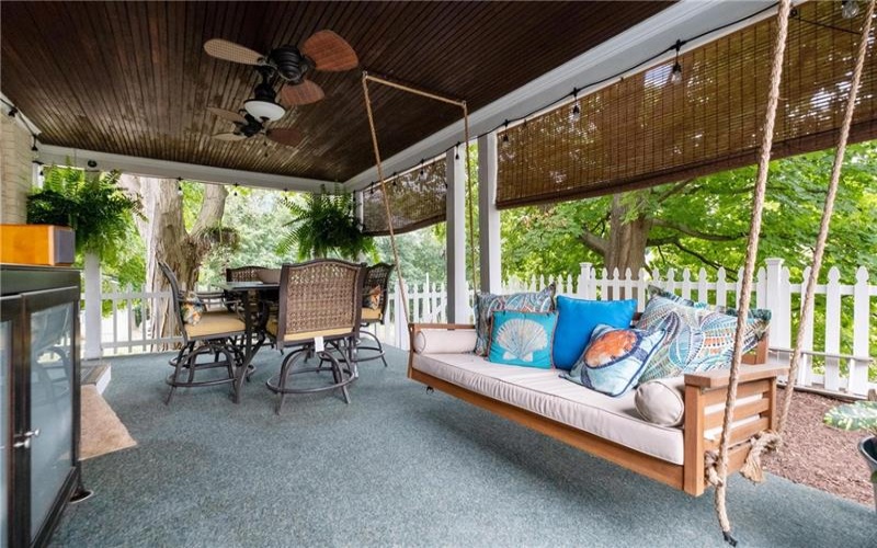 1301 Center Ave, New Kensington, 15068, 3 Bedrooms Bedrooms, 10 Rooms Rooms,3 BathroomsBathrooms,Residential,For Sale,Center Ave,1685221