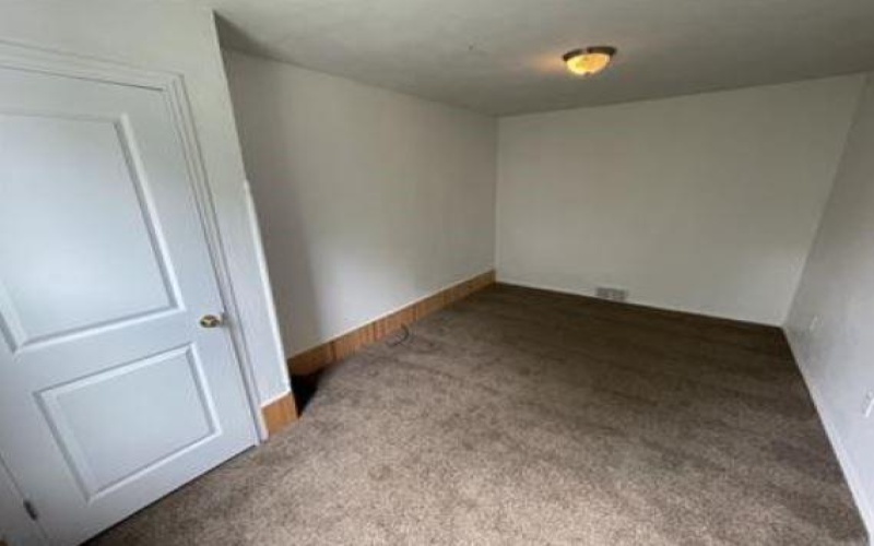 1218 Woodmont Ave, New Kensington, 15068, 4 Bedrooms Bedrooms, ,1 BathroomBathrooms,Residential,For Sale,Woodmont Ave,1685450