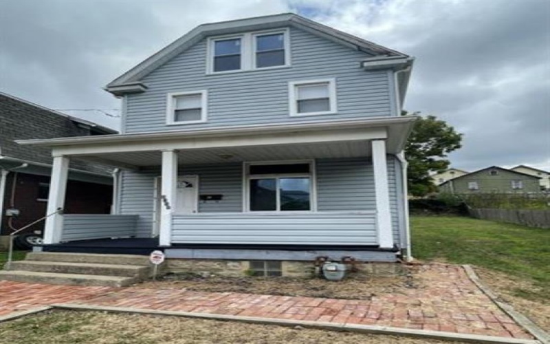 1218 Woodmont Ave, New Kensington, 15068, 4 Bedrooms Bedrooms, ,1 BathroomBathrooms,Residential,For Sale,Woodmont Ave,1685450