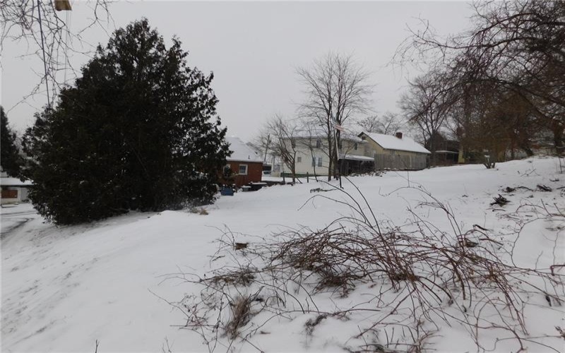 5 Vance Street, Uniontown, 15401, 3 Bedrooms Bedrooms, ,1 BathroomBathrooms,Residential,For Sale,Vance Street,1685335