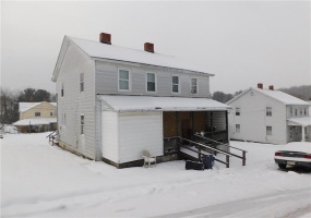 204 1st Street, Uniontown, 15401, 3 Bedrooms Bedrooms, ,2 BathroomsBathrooms,Residential,For Sale,1st Street,1685357