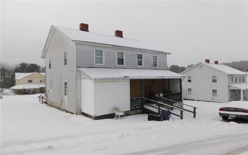 204 1st Street, Uniontown, 15401, 3 Bedrooms Bedrooms, ,2 BathroomsBathrooms,Residential,For Sale,1st Street,1685357