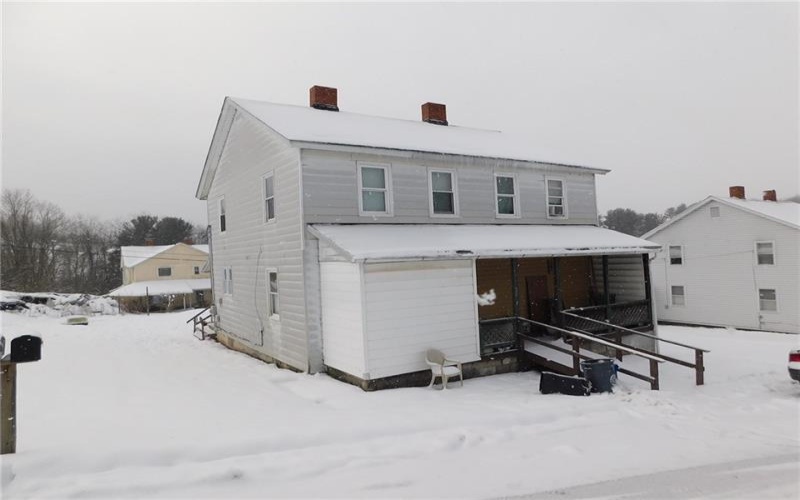 204 1st Street, Uniontown, 15401, 3 Bedrooms Bedrooms, ,2 BathroomsBathrooms,Residential,For Sale,1st Street,1685357