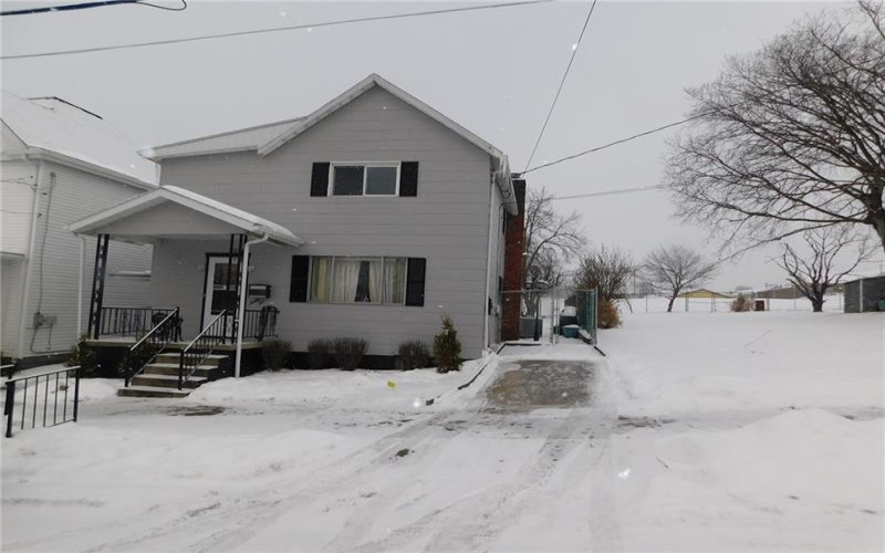 92 Nutt Avenue, Uniontown, 15401, ,Multi-unit,For Sale,Nutt Avenue,1685365