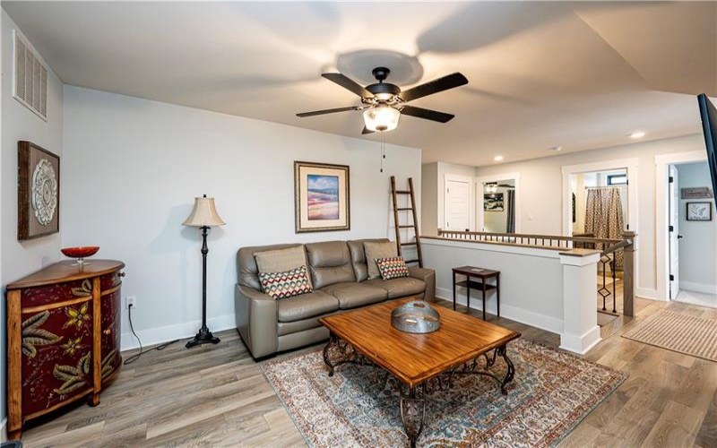 1006 Sweetgum Ct, Jeannette, 15644, 4 Bedrooms Bedrooms, 10 Rooms Rooms,2.1 BathroomsBathrooms,Residential,For Sale,Sweetgum Ct,1685583
