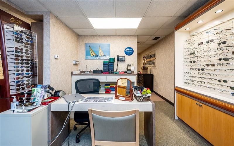 600 LIGONIER ST, LATROBE, 15650, ,Commercial-industrial-business,For Sale,LIGONIER ST,1684379