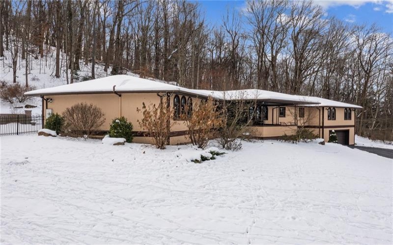 116 Maple Run Woodland, Greensburg, 15601, 5 Bedrooms Bedrooms, 10 Rooms Rooms,3.1 BathroomsBathrooms,Residential,For Sale,Maple Run Woodland,1685699