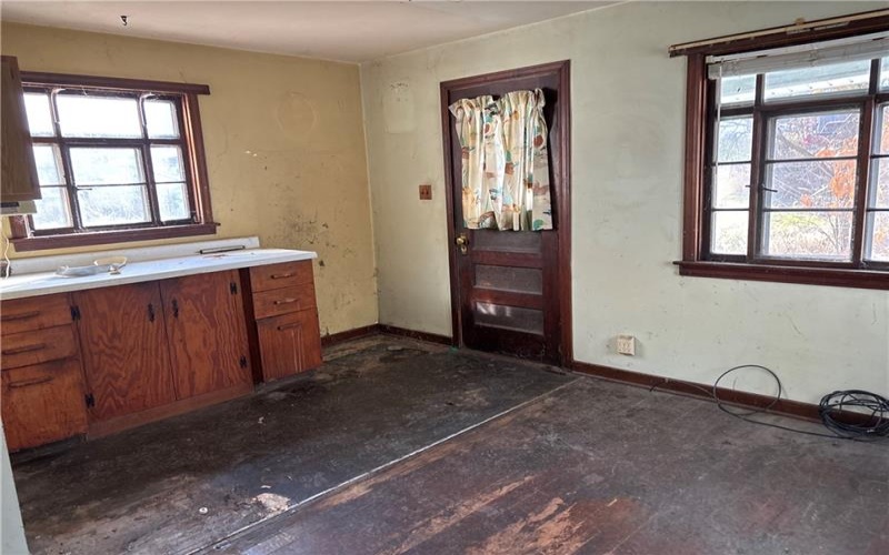 223 Holmes Street, Vandergrift, 15690, 3 Bedrooms Bedrooms, 10 Rooms Rooms,2 BathroomsBathrooms,Residential,For Sale,Holmes Street,1685702