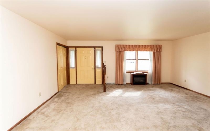 2754 Morgantown Road, Smithfield, 15478, 3 Bedrooms Bedrooms, ,3 BathroomsBathrooms,Residential,For Sale,Morgantown Road,1685680