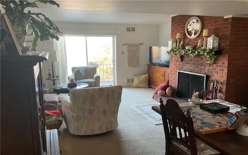 211 Oakview Dr, Ligonier, 15658, ,Multi-unit,For Sale,Oakview Dr,1685770