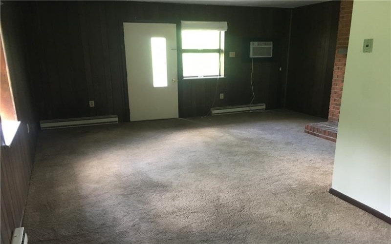 211 Oakview Dr, Ligonier, 15658, ,Multi-unit,For Sale,Oakview Dr,1685770