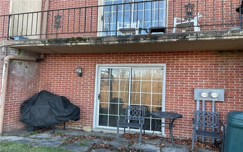 211 Oakview Dr, Ligonier, 15658, ,Multi-unit,For Sale,Oakview Dr,1685770