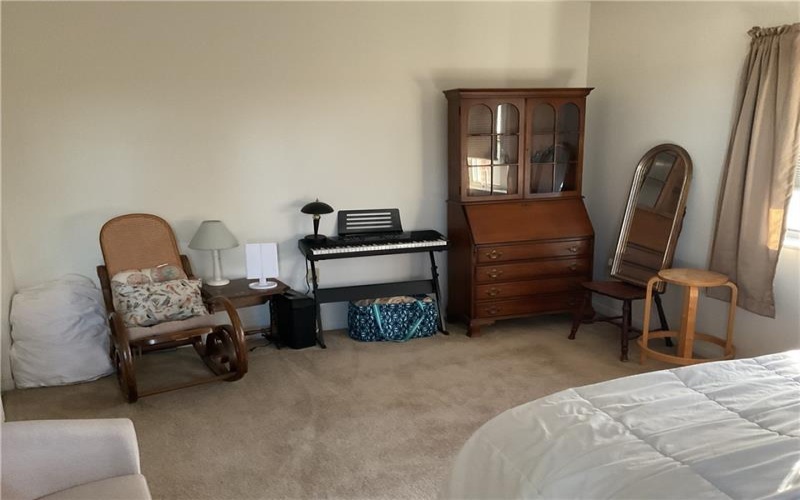 211 Oakview Dr, Ligonier, 15658, ,Multi-unit,For Sale,Oakview Dr,1685770