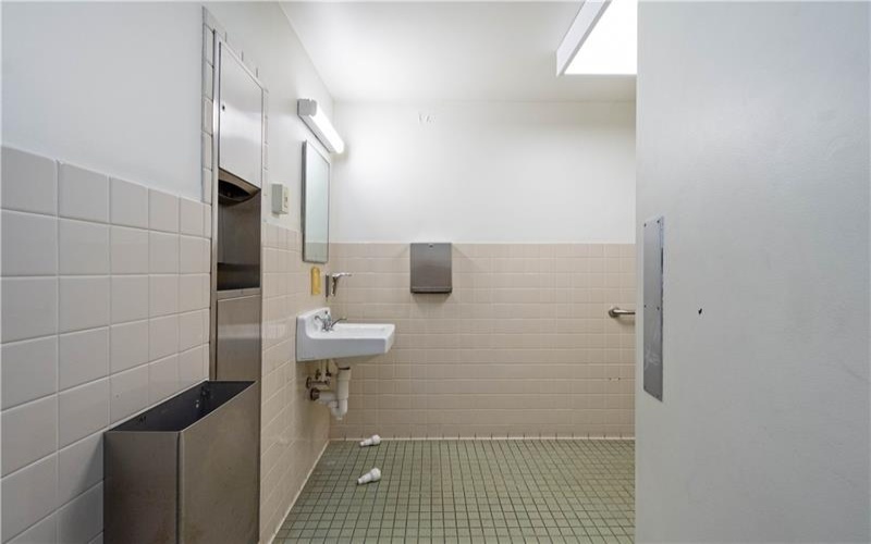 590 Washington Road, Washington, 15301, ,Commercial-industrial-business,For Sale,Washington Road,1685771