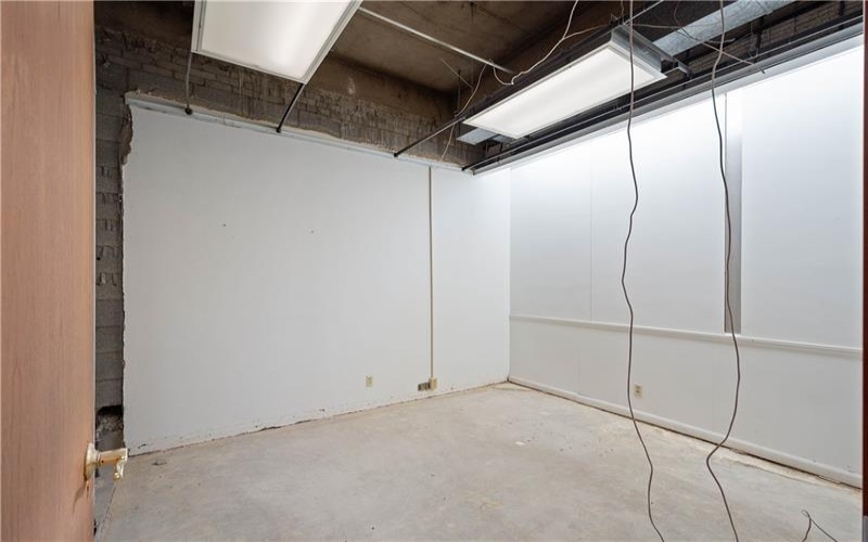 590 Washington Road, Washington, 15301, ,Commercial-industrial-business,For Sale,Washington Road,1685771