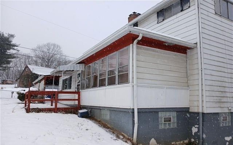 511 4th Ave, New Eagle, 15067, 3 Bedrooms Bedrooms, 6 Rooms Rooms,2 BathroomsBathrooms,Residential,For Sale,4th Ave,1685896