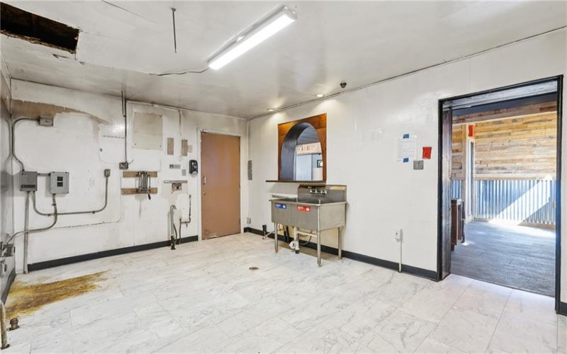 2222 Freeport Rd, New Kensington, 15068, ,Commercial-industrial-business,For Sale,Freeport Rd,1686112