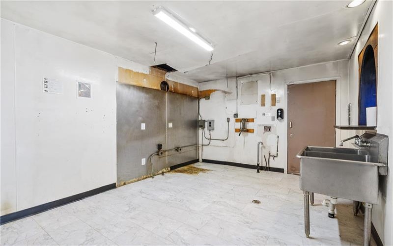 2222 Freeport Rd, New Kensington, 15068, ,Commercial-industrial-business,For Sale,Freeport Rd,1686112