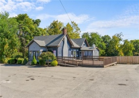 2222 Freeport Rd, New Kensington, 15068, ,Commercial-industrial-business,For Sale,Freeport Rd,1686112