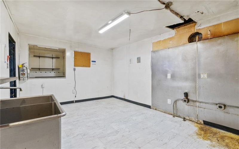 2222 Freeport Rd, New Kensington, 15068, ,Commercial-industrial-business,For Sale,Freeport Rd,1686112