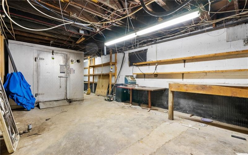 2222 Freeport Rd, New Kensington, 15068, ,Commercial-industrial-business,For Sale,Freeport Rd,1686112