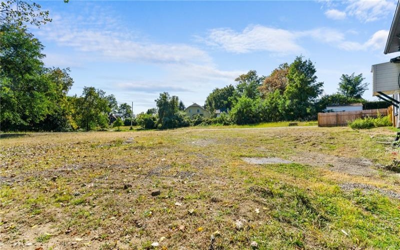 2222 Freeport Rd, New Kensington, 15068, ,Commercial-industrial-business,For Sale,Freeport Rd,1686112