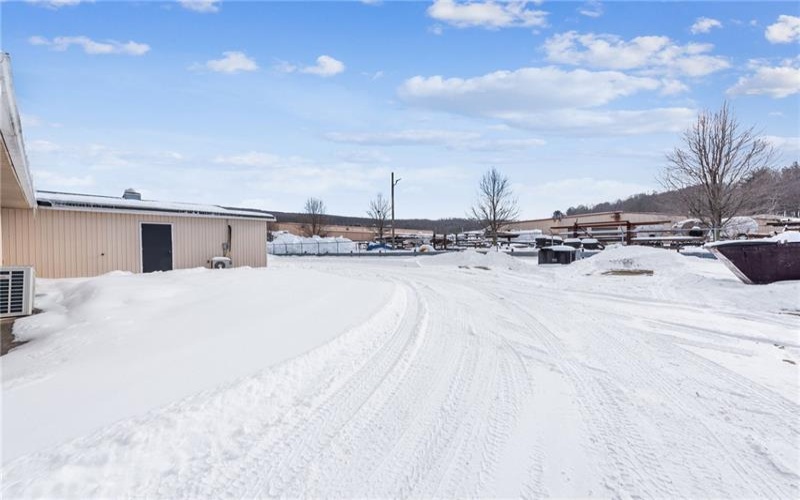 8557 Mason Dixon Highway, Meyersdale, 15552, ,Commercial-industrial-business,For Sale,Mason Dixon Highway,1686008