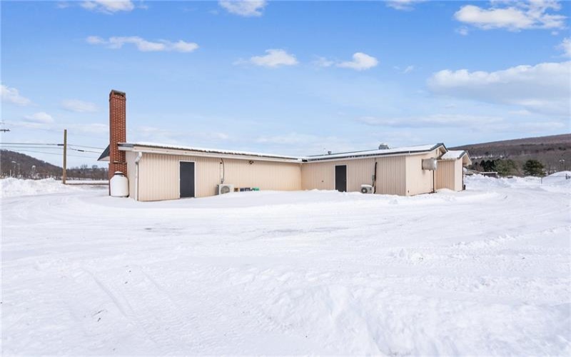 8557 Mason Dixon Highway, Meyersdale, 15552, ,Commercial-industrial-business,For Sale,Mason Dixon Highway,1686008