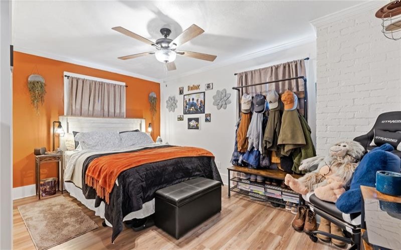 62 Laurel Ave, Washington, 15301, 3 Bedrooms Bedrooms, 8 Rooms Rooms,1 BathroomBathrooms,Residential,For Sale,Laurel Ave,1686272