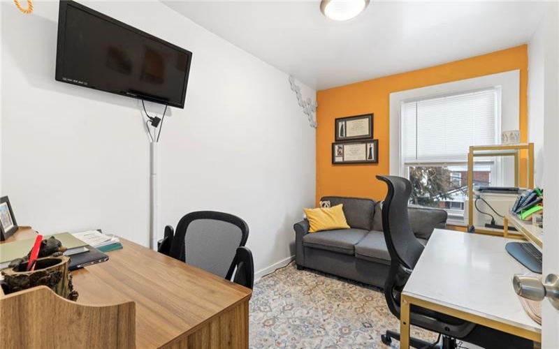 62 Laurel Ave, Washington, 15301, 3 Bedrooms Bedrooms, 8 Rooms Rooms,1 BathroomBathrooms,Residential,For Sale,Laurel Ave,1686272