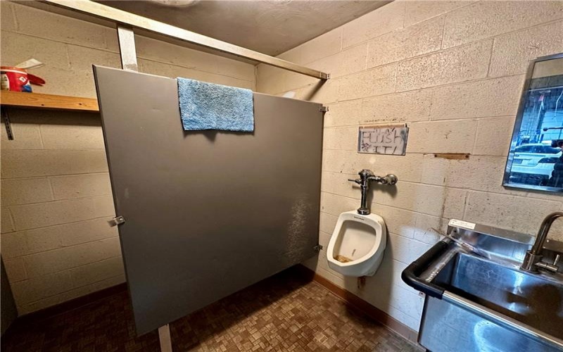 370 Chestnut St, Washington, 15301, ,Commercial-industrial-business,For Sale,Chestnut St,1686365