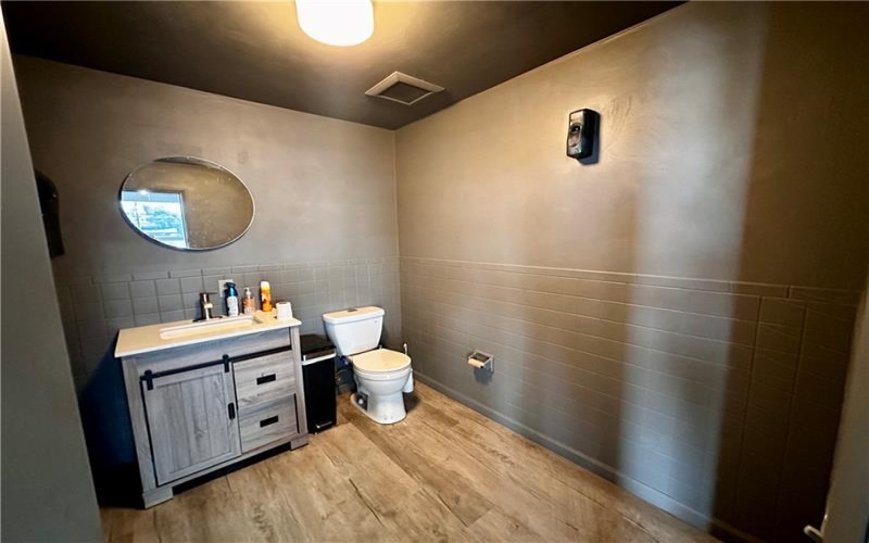 370 Chestnut St, Washington, 15301, ,Commercial-industrial-business,For Sale,Chestnut St,1686365