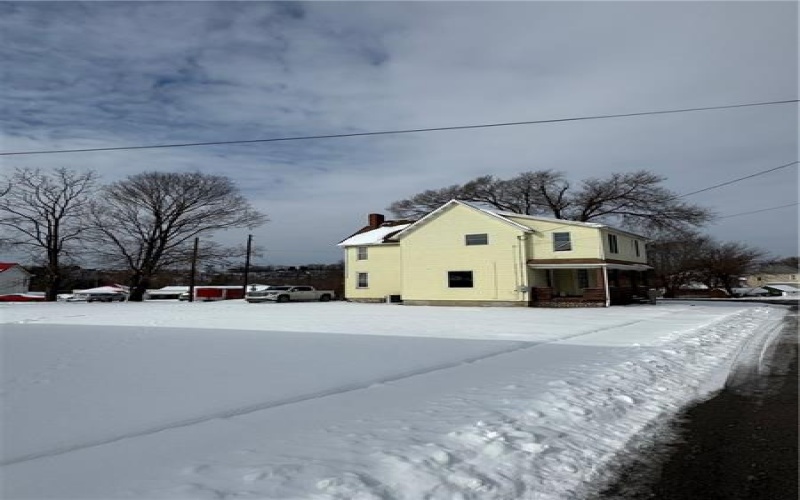 224 Vine St, Connellsville, 15425, 5 Bedrooms Bedrooms, ,2 BathroomsBathrooms,Residential,For Sale,Vine St,1686453
