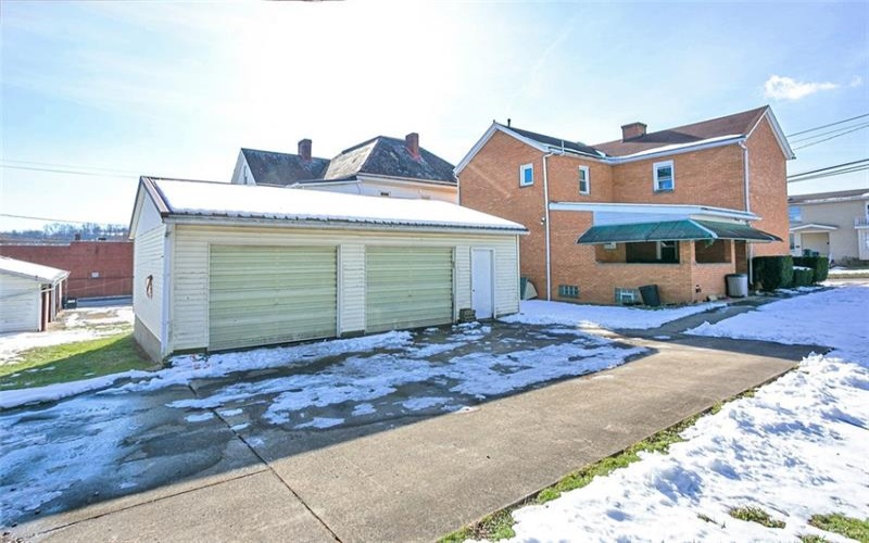 204 Liberty Street, Perryopolis, 15473, 3 Bedrooms Bedrooms, 10 Rooms Rooms,1.2 BathroomsBathrooms,Residential,For Sale,Liberty Street,1686473