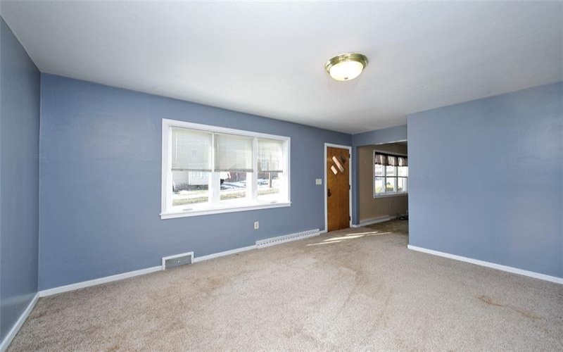 204 Liberty Street, Perryopolis, 15473, 3 Bedrooms Bedrooms, 10 Rooms Rooms,1.2 BathroomsBathrooms,Residential,For Sale,Liberty Street,1686473
