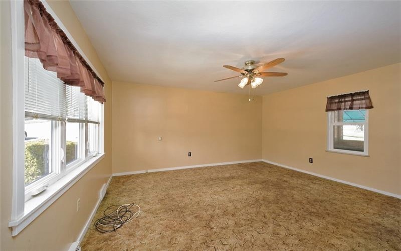 204 Liberty Street, Perryopolis, 15473, 3 Bedrooms Bedrooms, 10 Rooms Rooms,1.2 BathroomsBathrooms,Residential,For Sale,Liberty Street,1686473