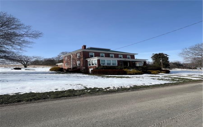 737 Buttermore Road, Ruffs Dale, 15679, 4 Bedrooms Bedrooms, 11 Rooms Rooms,2 BathroomsBathrooms,Residential,For Sale,Buttermore Road,1686556
