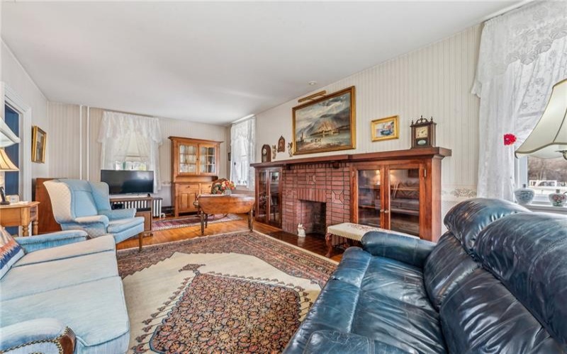737 Buttermore Road, Ruffs Dale, 15679, 4 Bedrooms Bedrooms, 11 Rooms Rooms,2 BathroomsBathrooms,Residential,For Sale,Buttermore Road,1686556