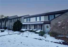 150 Roscommon Pl, Canonsburg, 15317, 3 Bedrooms Bedrooms, 9 Rooms Rooms,2.1 BathroomsBathrooms,Residential,For Sale,Roscommon Pl,1685308