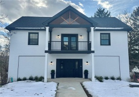 197 Main Street, Uniontown, 15401, 2 Bedrooms Bedrooms, ,1 BathroomBathrooms,Lease,For Sale,Main Street,1686700