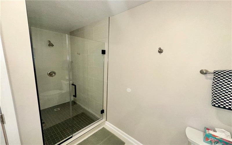 197 Main Street, Uniontown, 15401, 2 Bedrooms Bedrooms, ,1 BathroomBathrooms,Lease,For Sale,Main Street,1686700