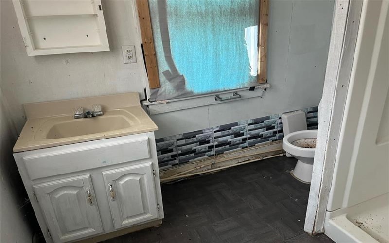 118 TOMCAT HOLLOW ROAD, Smithfield, 15478, 3 Bedrooms Bedrooms, ,1 BathroomBathrooms,Residential,For Sale,TOMCAT HOLLOW ROAD,1686707