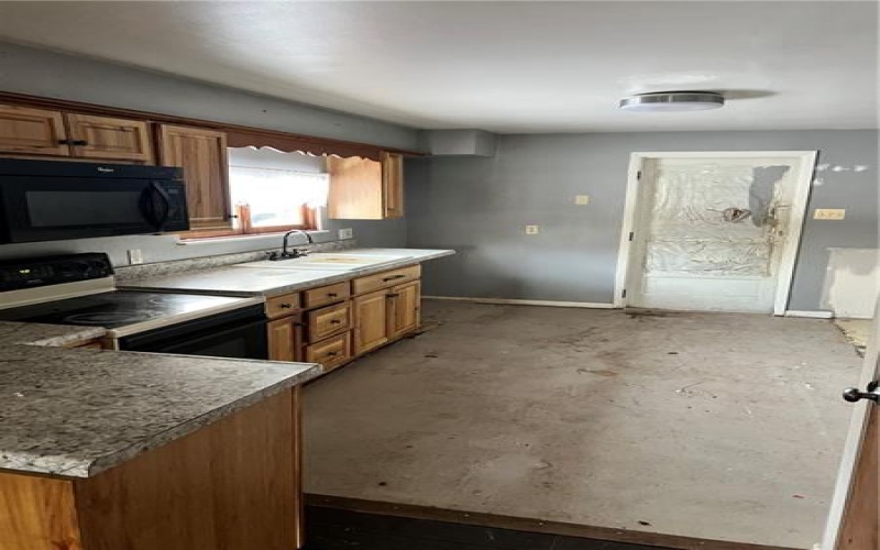 610 Olive St, Seward, 15954, 3 Bedrooms Bedrooms, 7 Rooms Rooms,2.1 BathroomsBathrooms,Residential,For Sale,Olive St,1686943