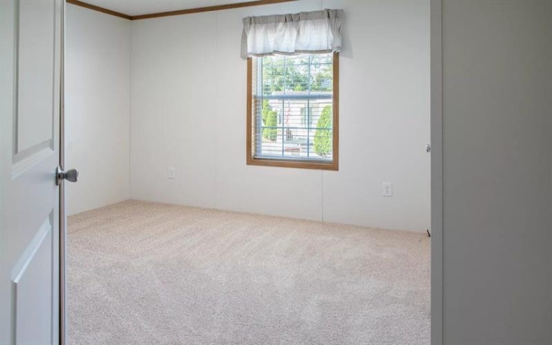 140 Roundtop Circle, Scottdale, 15683, 2 Bedrooms Bedrooms, ,2 BathroomsBathrooms,Residential,For Sale,Roundtop Circle,1686964