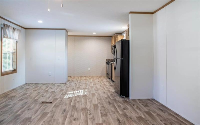 140 Roundtop Circle, Scottdale, 15683, 2 Bedrooms Bedrooms, ,2 BathroomsBathrooms,Residential,For Sale,Roundtop Circle,1686964