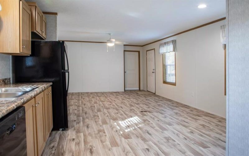 140 Roundtop Circle, Scottdale, 15683, 2 Bedrooms Bedrooms, ,2 BathroomsBathrooms,Residential,For Sale,Roundtop Circle,1686964