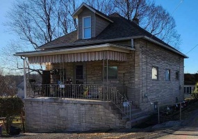 2013 East St, Cardale, 15420, 3 Bedrooms Bedrooms, ,1 BathroomBathrooms,Residential,For Sale,East St,1686956