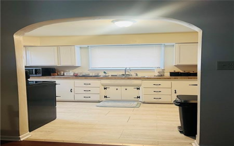 311 Jamison Ave, Greensburg, 15601, 4 Bedrooms Bedrooms, 10 Rooms Rooms,2.1 BathroomsBathrooms,Residential,For Sale,Jamison Ave,1687009