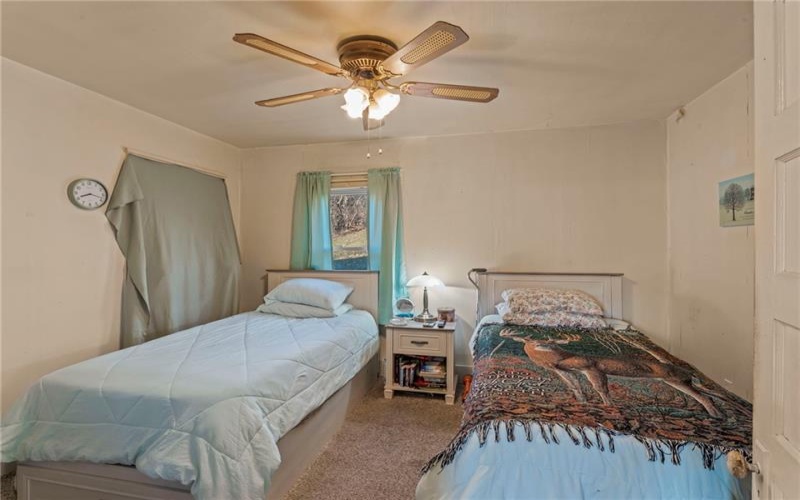 412 Majorsville Road, West Finley, 15377, 2 Bedrooms Bedrooms, 5 Rooms Rooms,1 BathroomBathrooms,Residential,For Sale,Majorsville Road,1687045